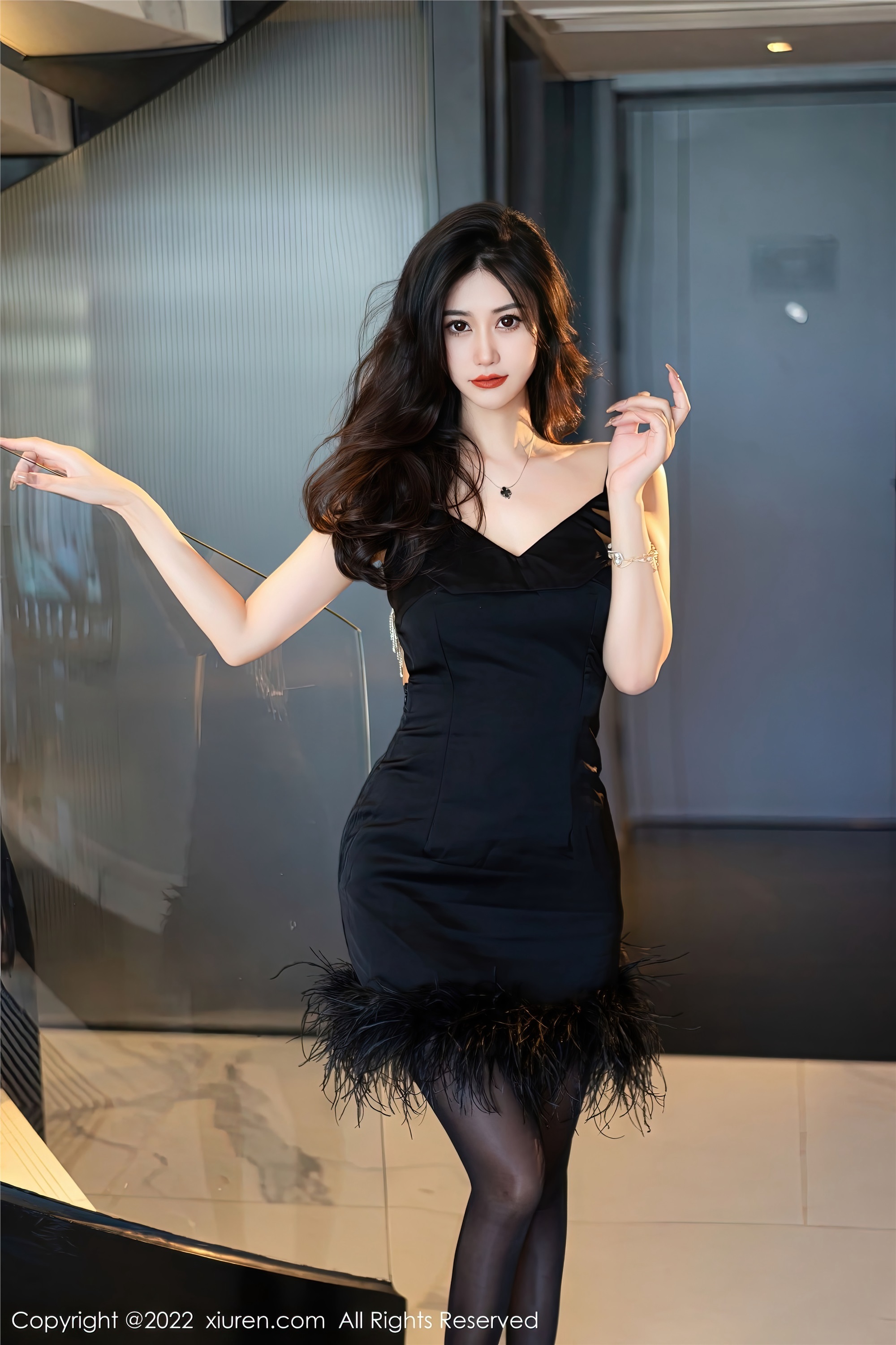 Xiuren秀人网 2022.11.24 NO.5906 laura阿姣